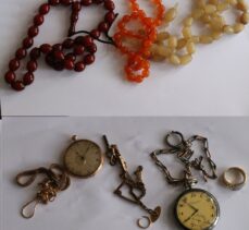 Ankara'dan bir AVM'deki dükkandan antika saat, tespih ve ziynet eşyası çalanlar Bolu'da yakalandı