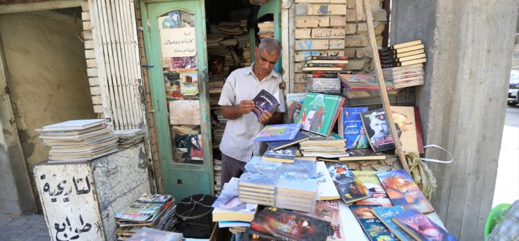 Bağdatlı sahaf Ebu Selam: “En çok talep edilen kitaplar Osmanlı-Türk tarihiyle ilgili olanlar”