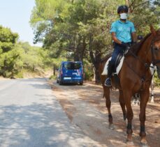 Balıkesir'de jandarmanın atlı timleri yangına karşı denetimlere destek veriyor