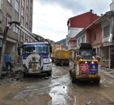 Bozkurt'ta sel felaketinin izlerini silmek için çalışmalar aralıksız sürüyor