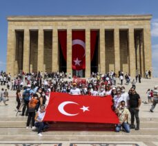 CHP'lilerden Atatürk ve silah arkadaşlarını anma yürüyüşü