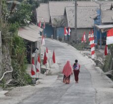 Endonezya'daki Merapi Yanardağı'nda patlama gerçekleşti