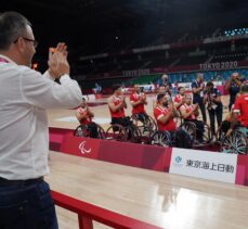 Gençlik ve Spor Bakanı Kasapoğlu, Tekerlekli Sandalye Basketbol Milli Takımı'nı tebrik etti