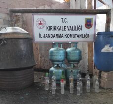Kırıkkale'de ormanda Hint keneviri yetiştiren ve ahırda sahte içki üreten zanlı yakalandı