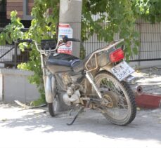 Manisa'da minibüs ile motosiklet çarpıştı: 2 yaralı