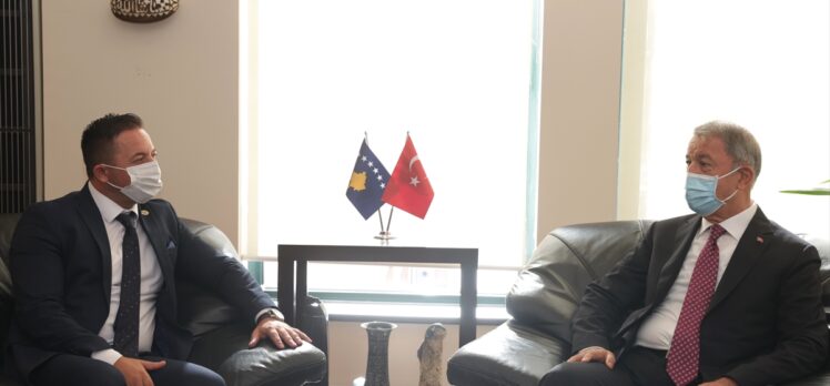 Milli Savunma Bakanı Akar, Kosova Savunma Bakanı Mehaj ile görüştü