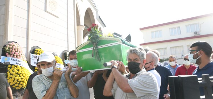 Oyuncu Metin Çekmez'in cenazesi toprağa verildi