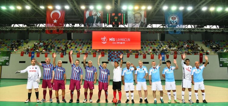 Trabzon'da Özkan Sümer'in anısına düzenlenen “Efsanelerle Yeniden” futbol turnuvası sona erdi
