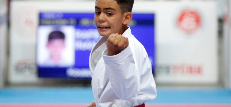 Türkiye Yıldızlar Karate Şampiyonası Kayseri'de başladı