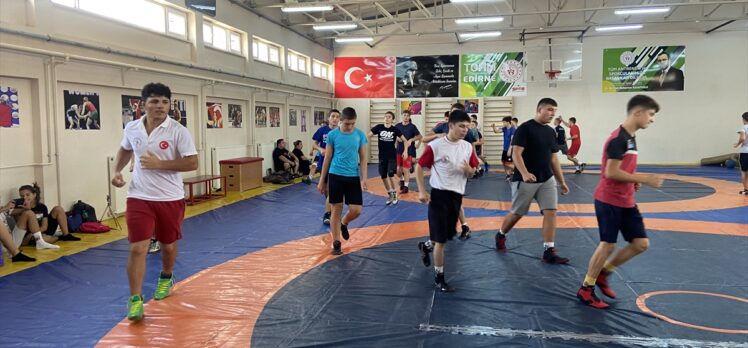 Uluslararası Güreş Kampı, 100'ün üzerinde sporcunun katılımıyla Edirne'de başladı