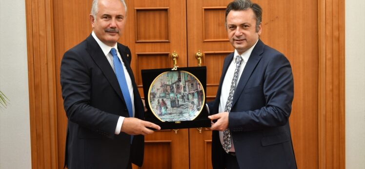 VakıfBank Genel Müdürü Üstünsalih'ten Eskişehir'e ziyaret