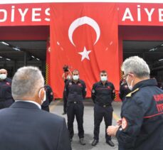 Yangın bölgelerinden dönen itfaiye personeline Kayseri'de duygusal karşılama