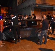 Adana'da “dur” ihtarına uymayan şüpheli kaza yapınca yakalandı