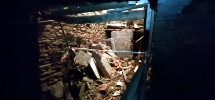 Alanya'da mutfak kısmı çöken evdeki kişi yaralandı