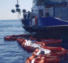 Bakan Karaismailoğlu: “Akdeniz'de Suriye kaynaklı petrol sızıntısına bağlı kirlilik için harekete geçtik”