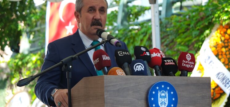 BBP Genel Başkanı Destici, Bursa'da Muhsin Yazıcıoğlu Gençlik Merkezinin açılışına katıldı: