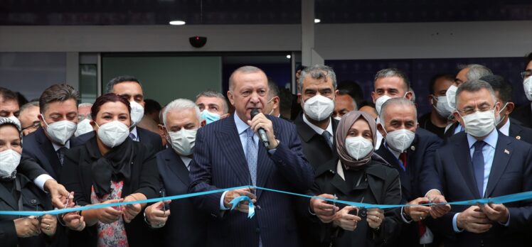 Binali Yıldırım, AK Parti Kırşehir İl Başkanlığı Binası Açılış Töreni'ne katıldı