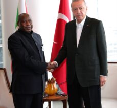 Cumhurbaşkanı Erdoğan, New York'ta Burundi Cumhurbaşkanı Ndayishimiye ile bir araya geldi