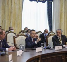 Cumhurbaşkanı Yardımcısı Oktay, Kırgızistan Bakanlar Kurulu Başkanı Maripov ile ortak basın toplantısında konuştu:
