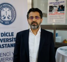 Diyarbakır DÜ'de yeni kayıt yapan öğrencilere Kovid-19 aşısı olma imkanı sağlandı