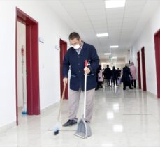 Erzurum Büyükşehir Belediyesinden okullarda temizlik seferberliği