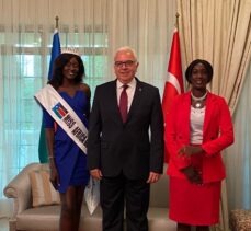 Güney Sudan'ın “Miss Africa Golden” temsilcisi, Cuba Büyükelçisi Mutaf'ı ziyaret etti
