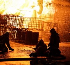 GÜNCELLEME 3 – İkitelli Çevre Sanayi Sitesi'nde yangın çıktı