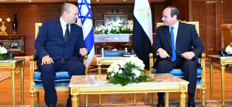 İsrail'den Mısır'a 10 yıl sonra başbakan düzeyinde ilk ziyaret