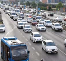 İstanbul'da trafik yoğunluğu yaşanıyor