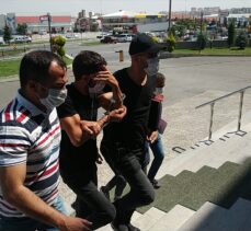 Karaman'da hırsızlık yaptıkları iddiasıyla 3 kişi tutuklandı