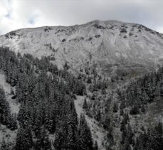 Karla kaplanan “Anadolu'nun yüce dağı” görsel şölen sunuyor