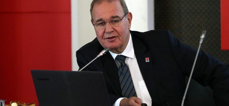 Kılıçdaroğlu, CHP Ekonomi Masası'nın toplantısına katıldı