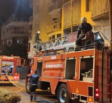 Manisa'da dairede çıkan yangın hasara neden oldu