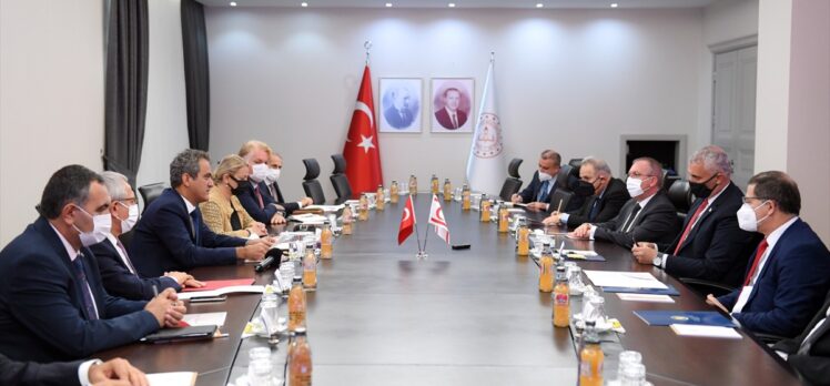 Milli Eğitim Bakanı Özer, KKTC'li mevkidaşı Amcaoğlu ile görüştü