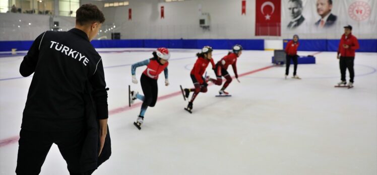 Short Track Milli Takımı Başantrenörü Sultangaliyev, olimpiyatlar için umutlu: