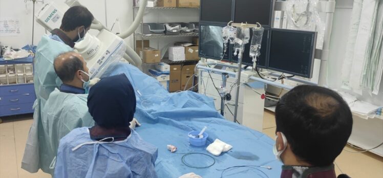 Siirt'te kalp damarları tıkalı iki hasta başarılı operasyonla sağlığına kavuştu