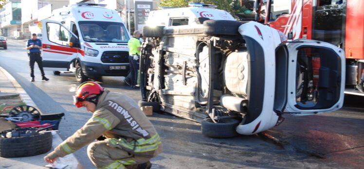 Sultanbeyli'de trafik kazası: 2 yaralı