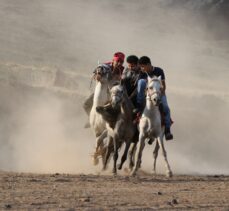 Van'daki Kırgız Türkleri 5 bin yıllık “kökbörü” sporunu yaşatmaya çalışıyor