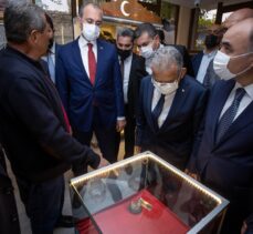 Adalet Bakanı Abdulhamit Gül, Kayseri'de 15 Temmuz şehidinin ailesini ziyaret etti: