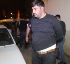 Adana'da komşu iki aile arasında çıkan kavgalarda 2 kişi yaralandı