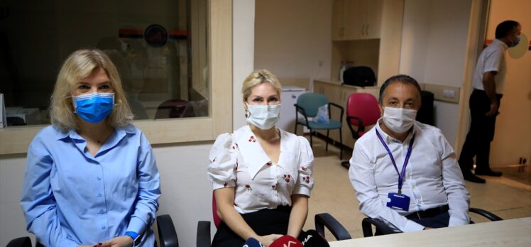 Antalya'da Kovid-19 vaka sayılarının düşmesi doktorları sevindirdi