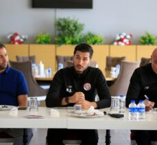 Antalyaspor Futbol Sorumlusu Nuri Şahin, basın toplantısında konuştu: