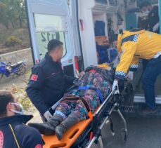 Balıkesir'de devrilen traktörün sürücüsü öldü, eşi yaralandı