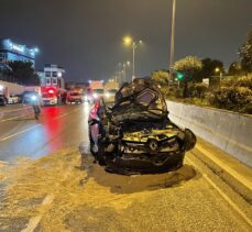 Bayrampaşa'da trafik kazasında 2 kişi yaralandı