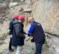Bolu'da gazetecilere arama kurtarma ve dağcılık eğitimi verildi
