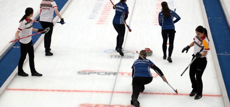 Curling: 2022 Kış Olimpiyat Oyunları ön eleme müsabakaları
