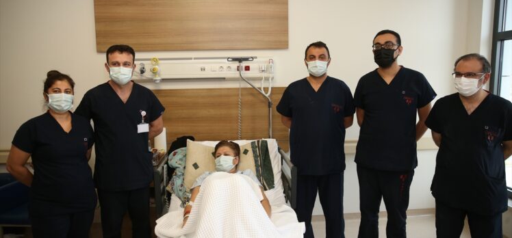 Eskişehir'de bir hastanın karnından “nadir görülen” kitle çıkarıldı