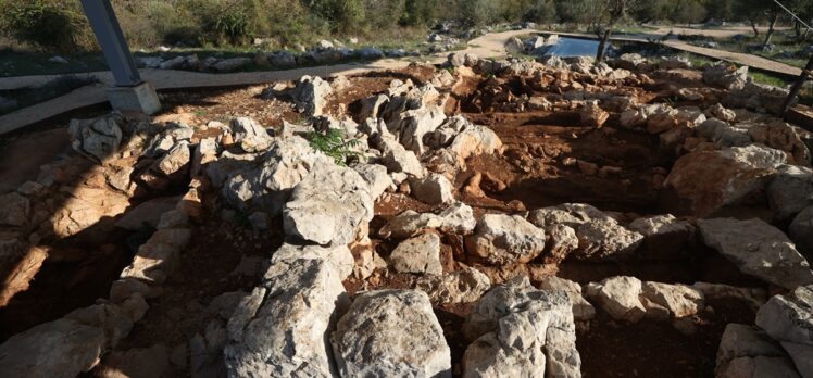Gölyazı'daki antik kentin mezar yapıları turizme açılıyor
