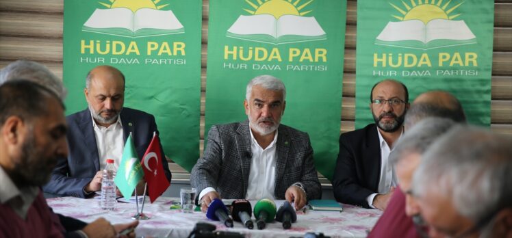 HÜDA PAR Genel Başkanı Yapıcıoğlu, Mardin'de gazetecilerle bir araya geldi: