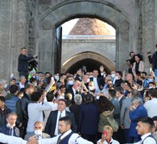 İstanbul Büyükşehir Belediye Başkanı İmamoğlu, Erzurum'da ziyaretlerde bulundu